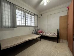 Blk 547 Jurong West Street 42 (Jurong West), HDB Executive #518165101